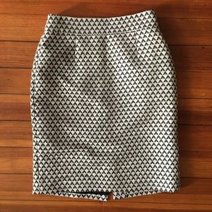 Banana Republic spring and summer work skirt
